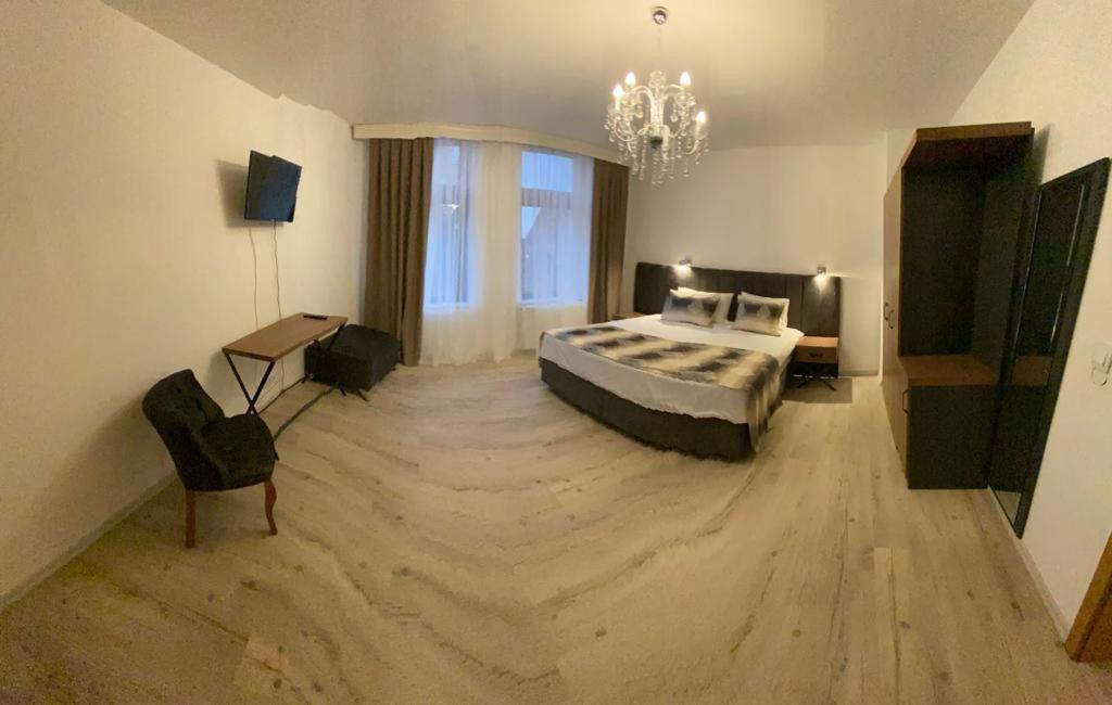 Ferienwohnung&Aparts By Kispet Group Hotels In Oberhausen Oberhausen  Eksteriør billede