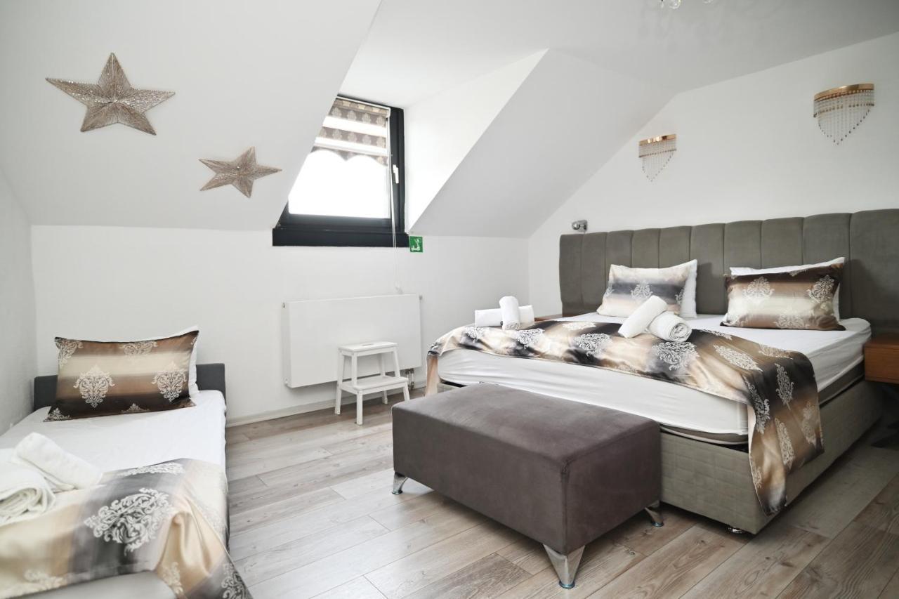 Ferienwohnung&Aparts By Kispet Group Hotels In Oberhausen Oberhausen  Eksteriør billede