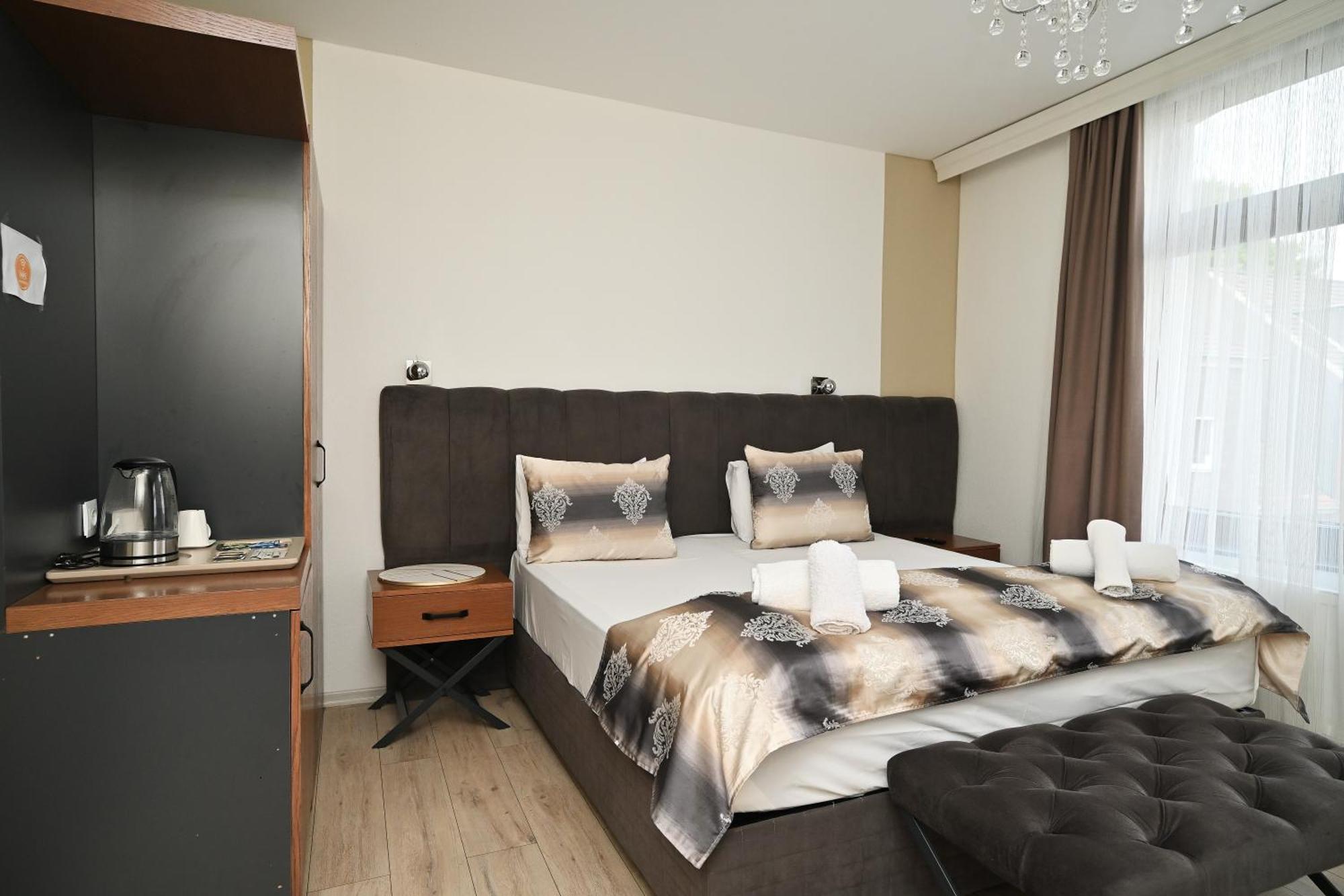 Ferienwohnung&Aparts By Kispet Group Hotels In Oberhausen Oberhausen  Eksteriør billede