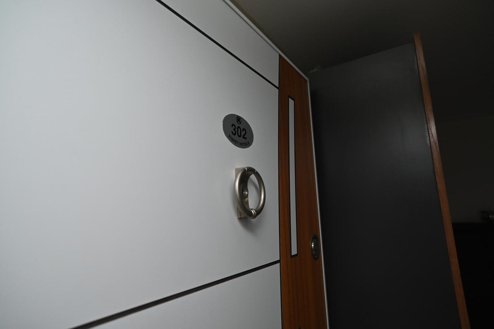 Ferienwohnung&Aparts By Kispet Group Hotels In Oberhausen Oberhausen  Eksteriør billede