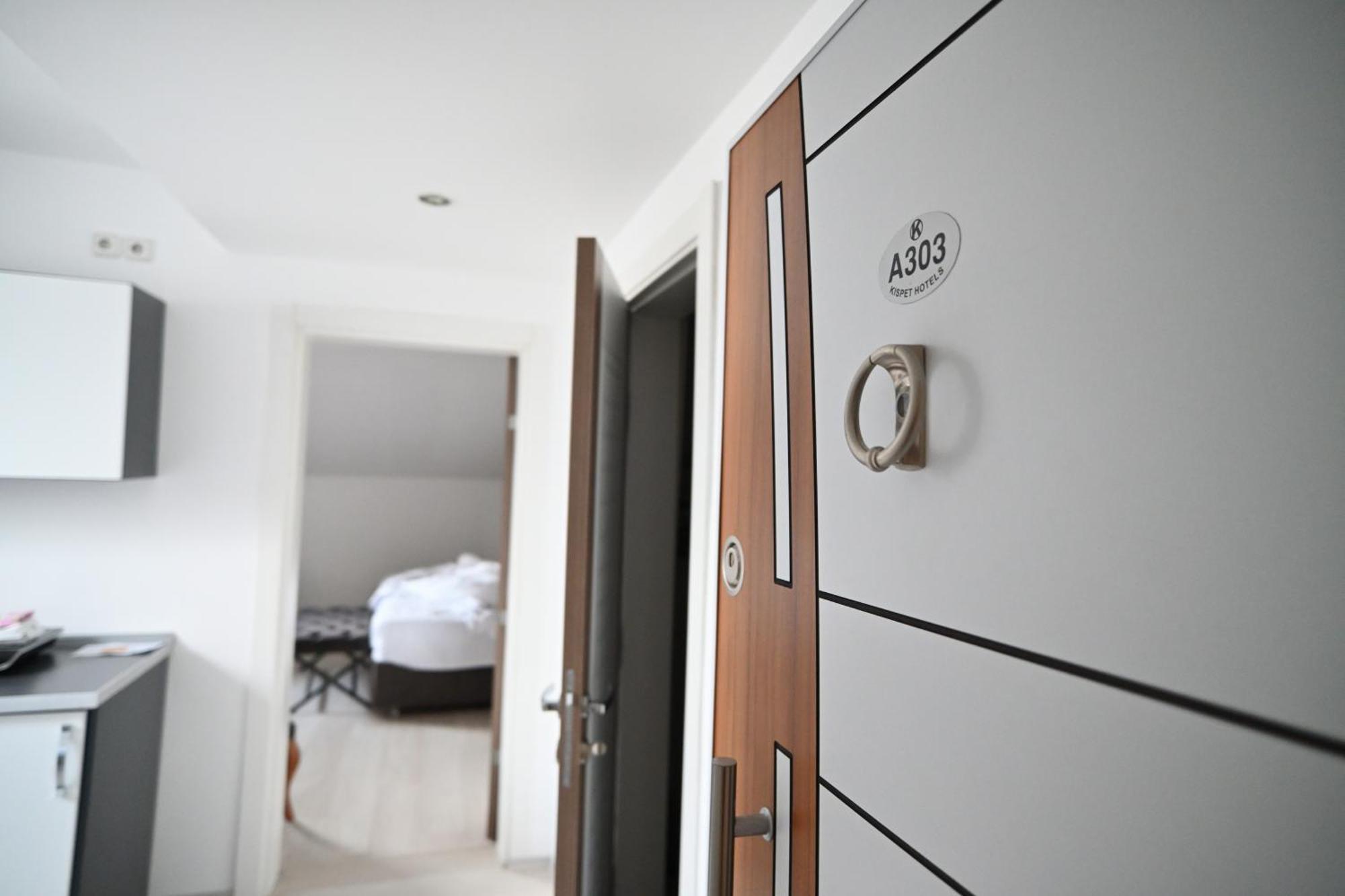 Ferienwohnung&Aparts By Kispet Group Hotels In Oberhausen Oberhausen  Eksteriør billede