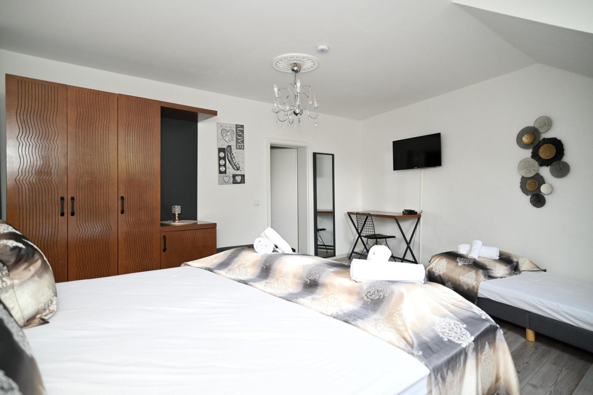 Ferienwohnung&Aparts By Kispet Group Hotels In Oberhausen Oberhausen  Eksteriør billede
