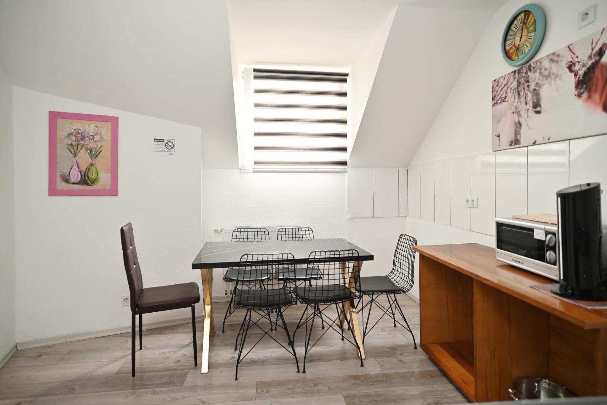 Ferienwohnung&Aparts By Kispet Group Hotels In Oberhausen Oberhausen  Eksteriør billede